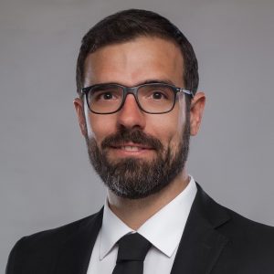 diianni headshot web crop square